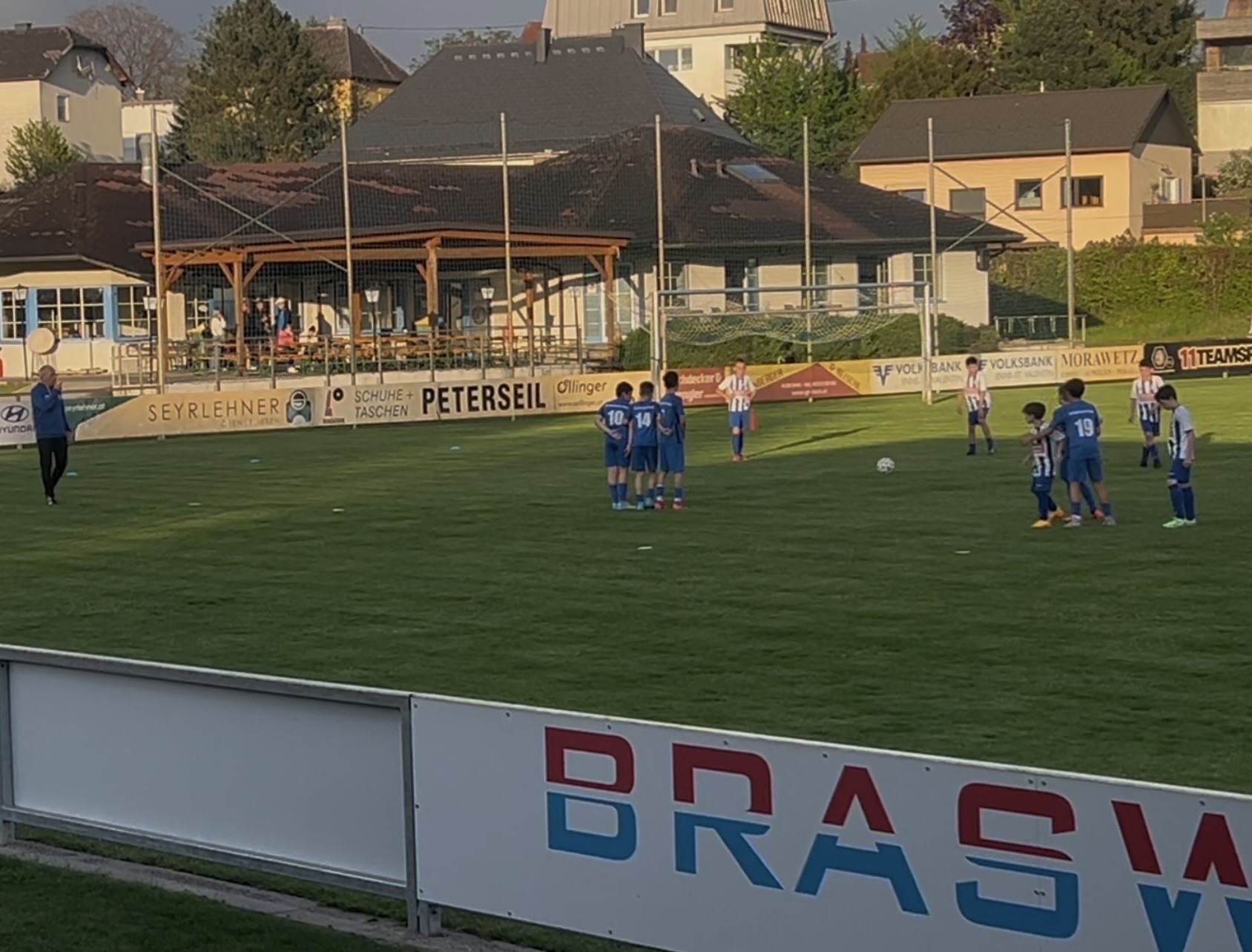 ESK Enns U10 trotzt Favoriten: Starke Leistung gegen Amateure Steyr in der U11-Liga